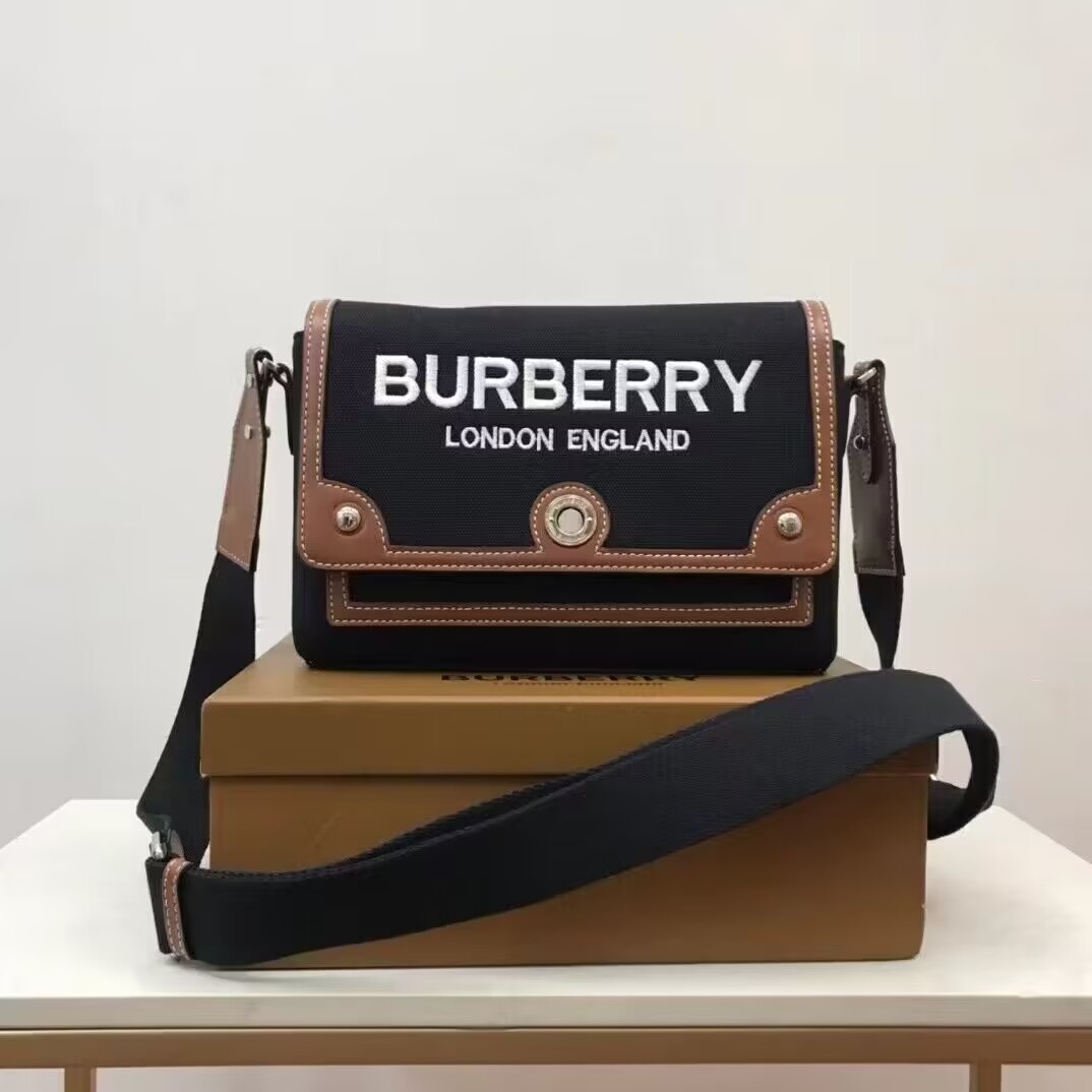 Burberry_Cro
